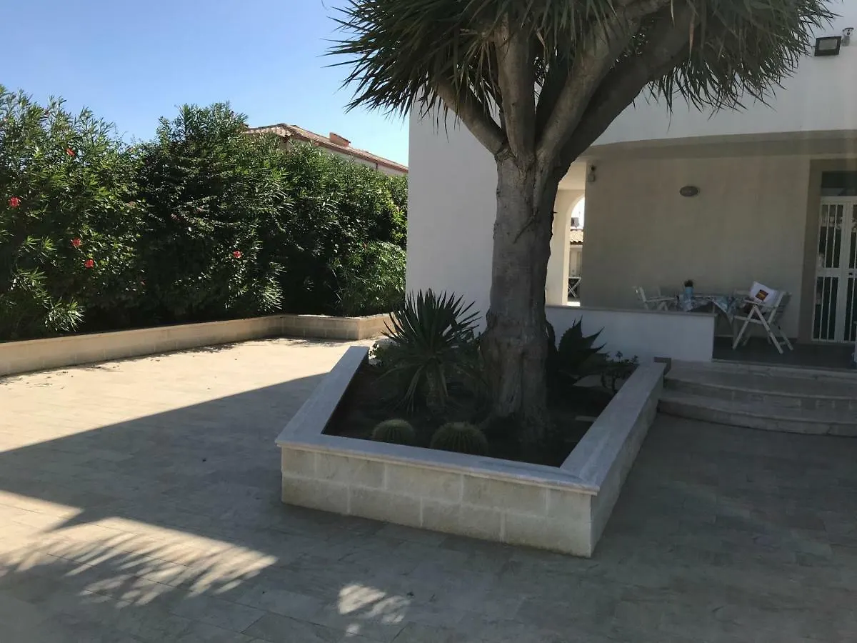 Apartamento Archiammare Sea Reitani 0*,