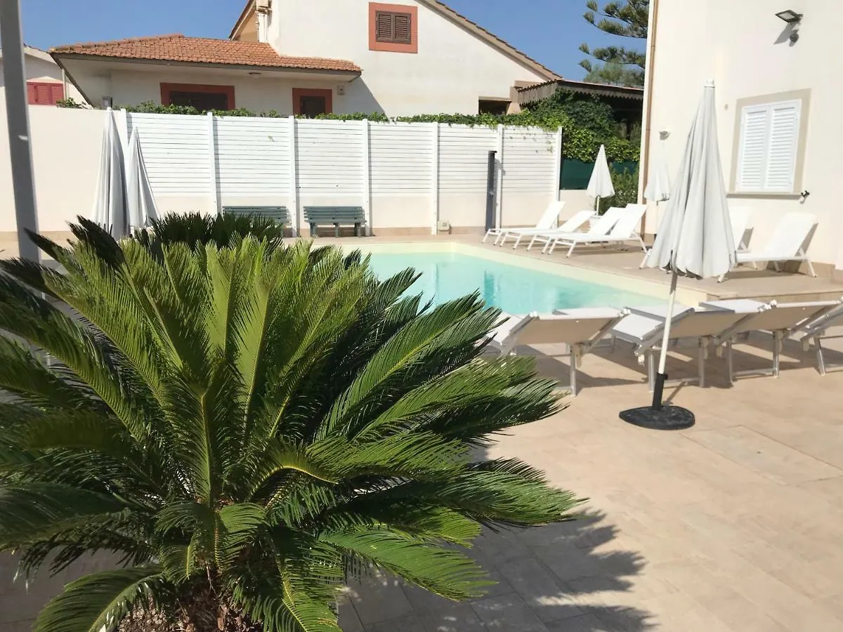 Apartamento Archiammare Sea Reitani 0*,